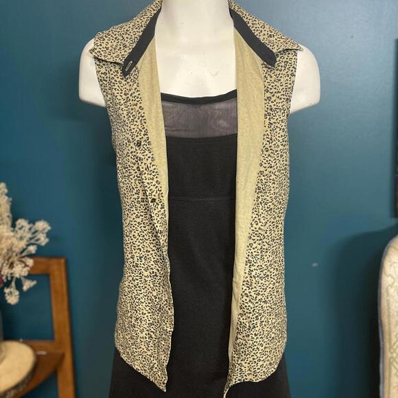 Vintage EP pro 100% Silk Sleeveless Button Up Blouse - Picture 4 of 6